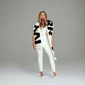 Ivy Park Faux Fur scarf NWT